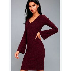 Lulus Women's XS Burgundy Bell Sleeve Ribbed Knit‎ Knee Length Dress